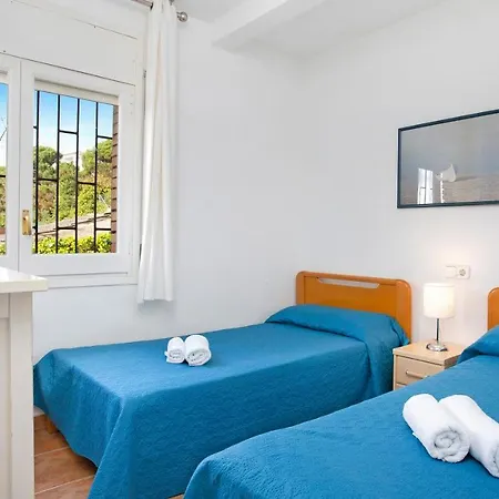Sleeps 6 * Lloret de Mar