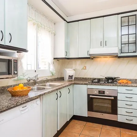 Villa Sleeps 6 Lloret de Mar
